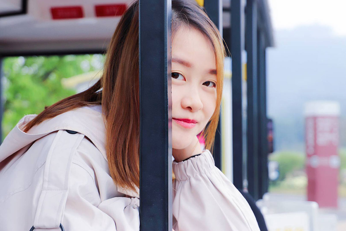 【摄影-美女】我想起那天夕阳下的奔跑，那是我嘴角上扬的弧度！【9P】